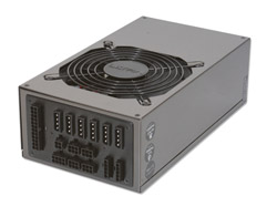 2000w CES 2007 : Power Supply ATX de 2000W