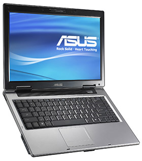 asusa8jr.jpg asusa8jr Asus lanza la primera laptop con tarjeta gráfica ATI Radeon X2300
