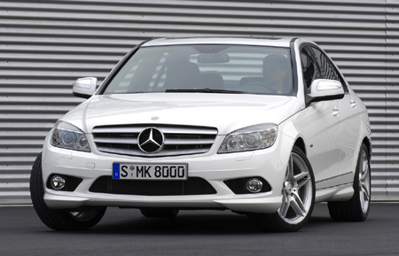 mercedes_sclass_08.jpg mercedes_sclass_08 Mercedes C-Class 2008 : Un vehículo para Geeks