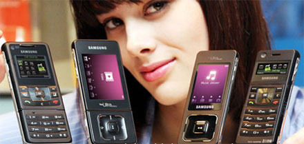 samsung_f500f300.jpg samsung_f500f300 CES 2007: Samsung presentará sus nuevos móviles F500 y F300 en el CES
