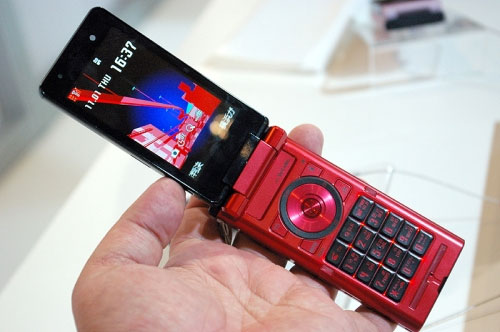 n905i foto en Technocracia.com n905i NEC N905i, un móvil con cámara de 5megapixels