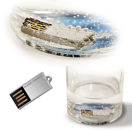 pico ¿Cuál es la memoria USB de 8GB más pequeña?