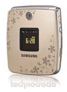 samsungcleo samsungcleo Samsung Cleo, un celular a la moda