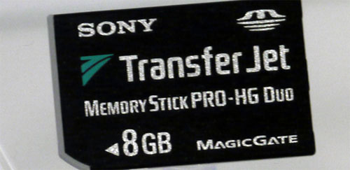 mms transferjet Sony introduce Memory Stick Duo con TransferJet